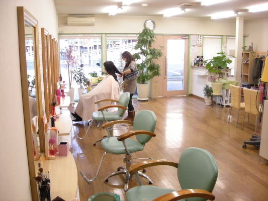 美容師求人 美容師アシスタント 近鉄八尾 大阪 プレジュール 美容師の求人 転職 募集 美容師求人 Com 美容師 美容室の求人多数掲載